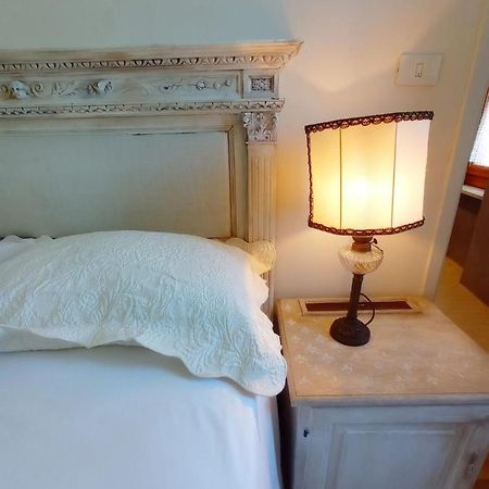 Hotel Oviv Dimora Del Borgo อักกวาวีวา ปิเชนา ภายนอก รูปภาพ