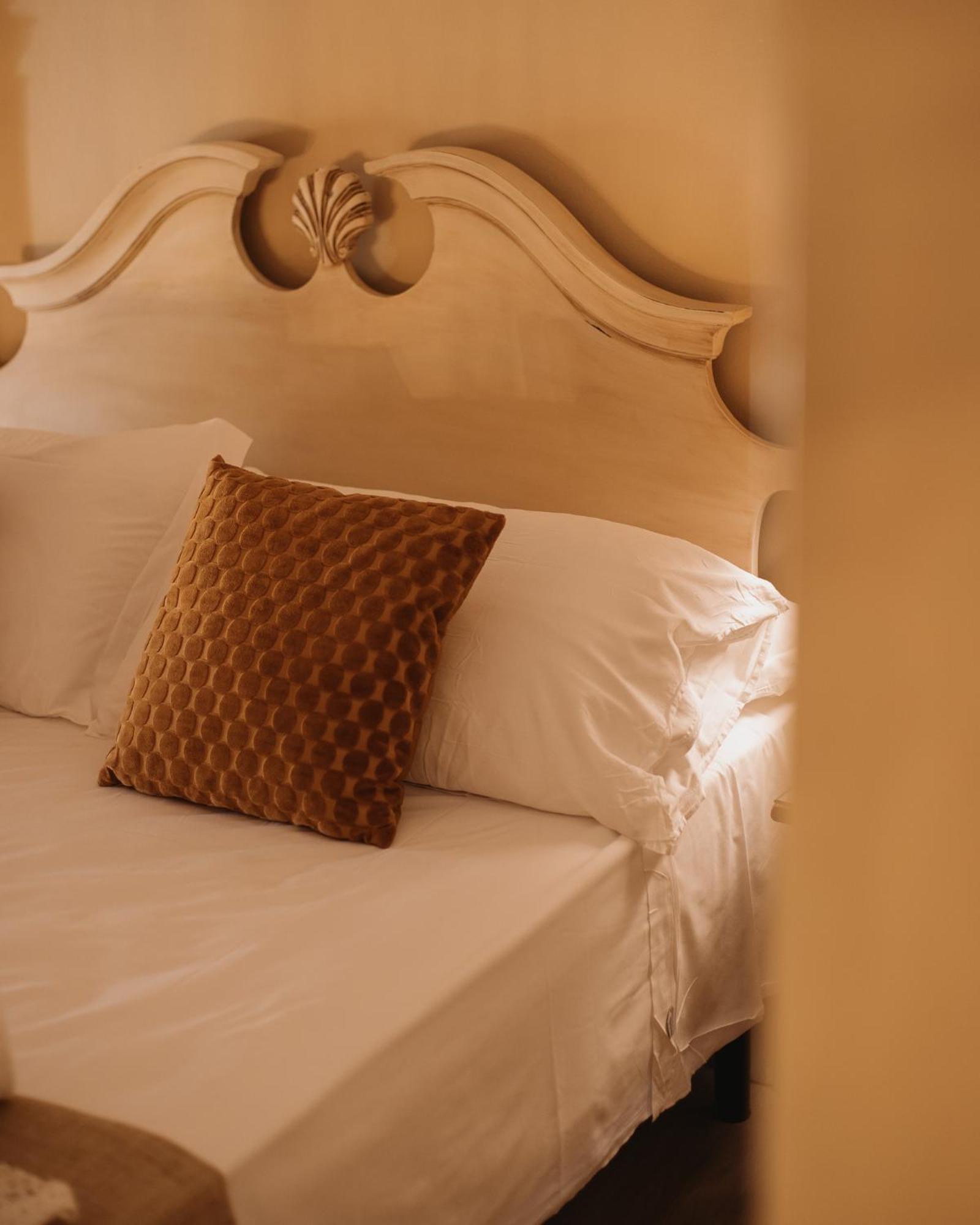 Hotel Oviv Dimora Del Borgo อักกวาวีวา ปิเชนา ภายนอก รูปภาพ