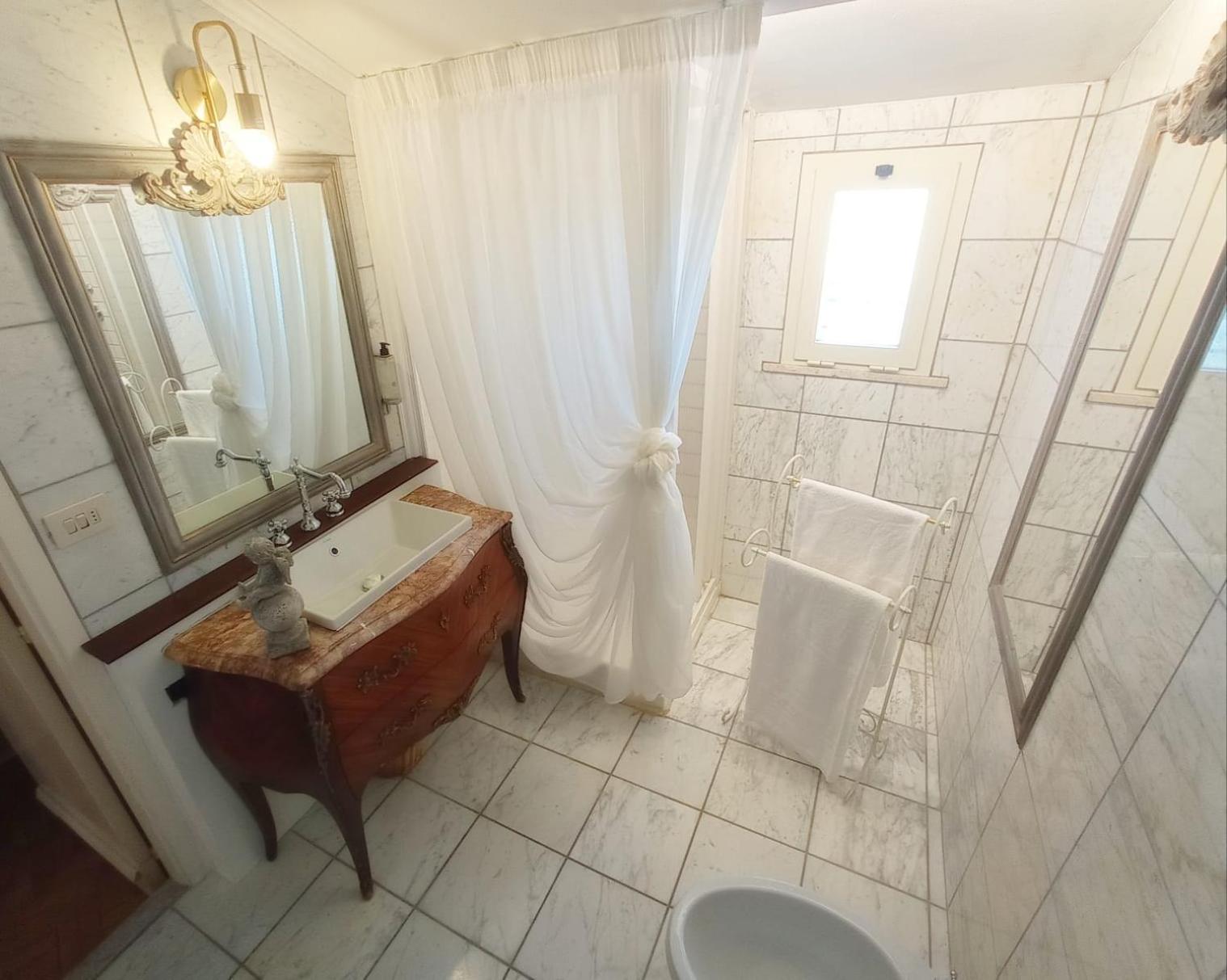 Hotel Oviv Dimora Del Borgo อักกวาวีวา ปิเชนา ภายนอก รูปภาพ